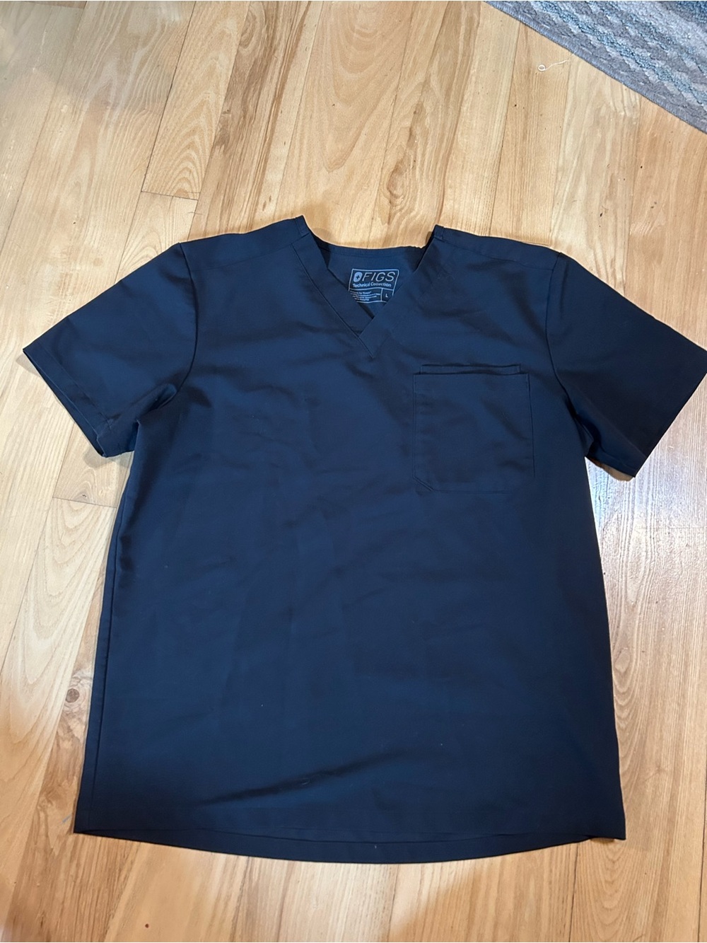 Figs mens Black V-Neck Medical Scrub Top large